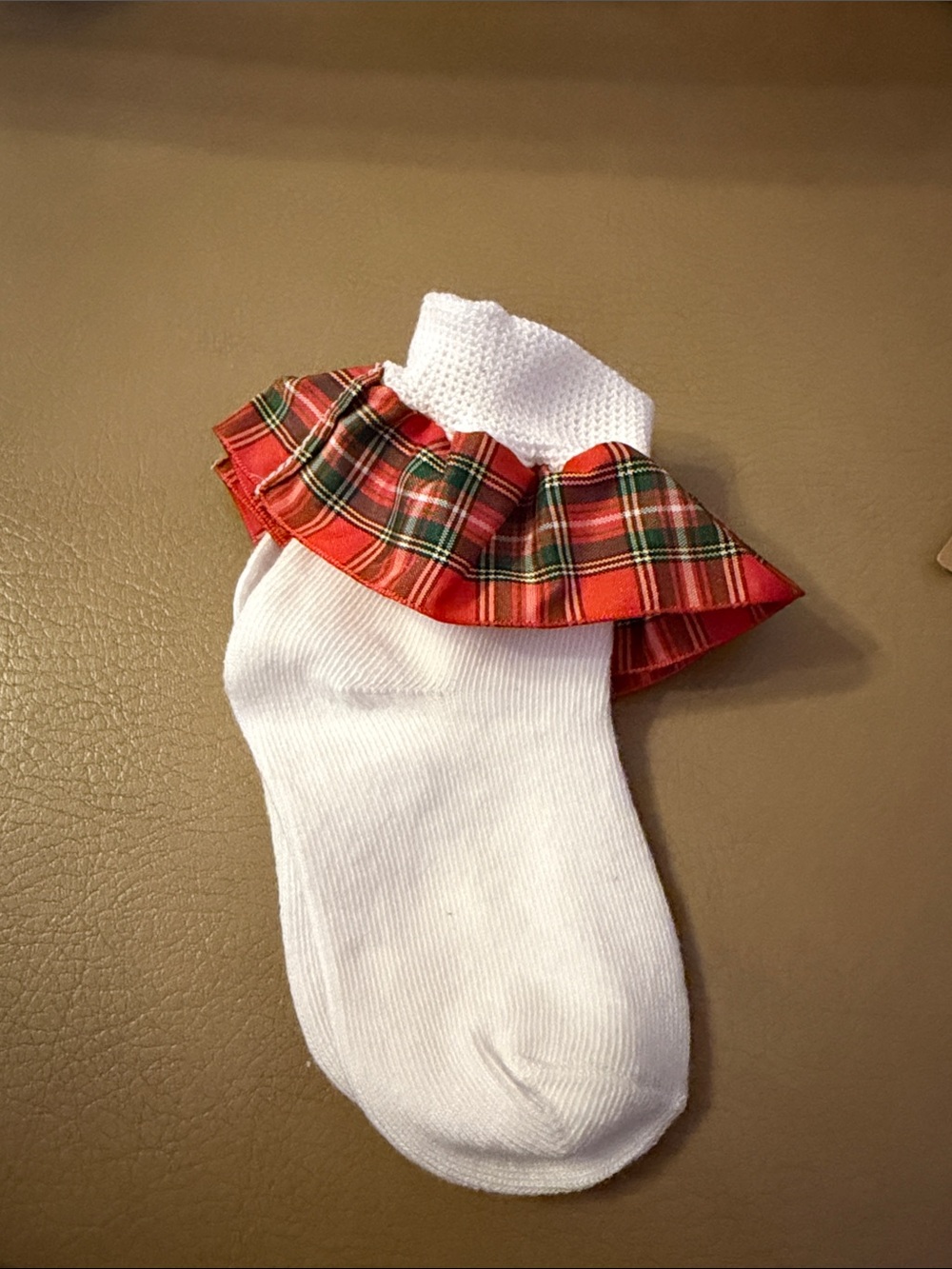 White Anklet Socks with Red Plaid Ruffle